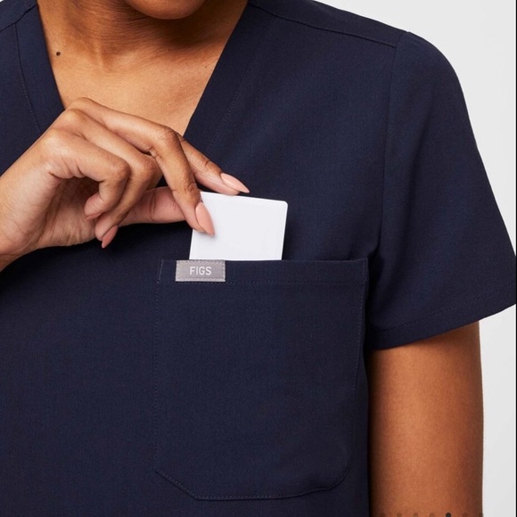 Figs Catarina - One Pocket Scrub Top - Navy - Small - Picture 3 of 7